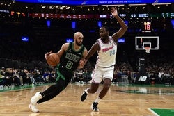 Best NBA PrizePicks Plays for 4/6/25
